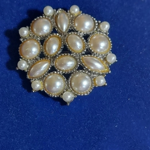 Vintage Silver‎ Pearl Cluster Brooch - Picture 6 of 6